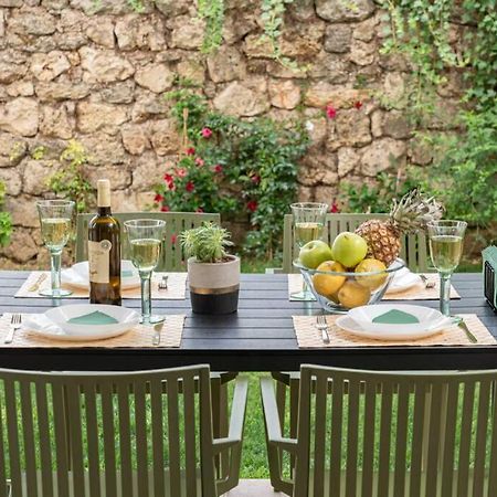 Central & Elegant Suite With Private Garden Argostoli  Ngoại thất bức ảnh