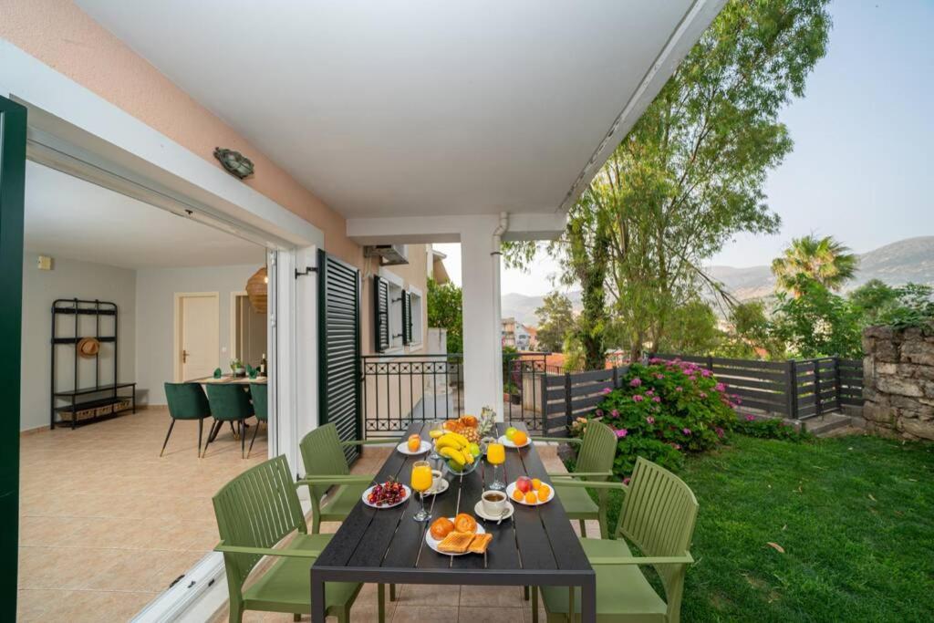Central & Elegant Suite With Private Garden Argostoli  Ngoại thất bức ảnh